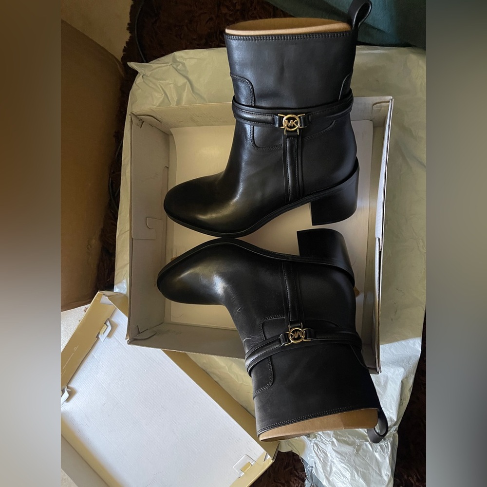 Michael Kors Mindy Leather Ankle Black Heeled Boots with Gold Hardware - Picture 6 of 8